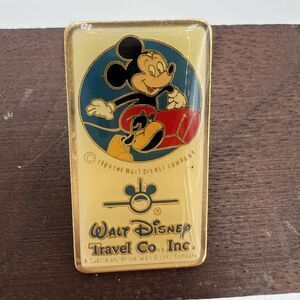 1989 Vintage Walt Disney Travel Co Mickey Mouse Lapel Pin Pinback Trading KG JD